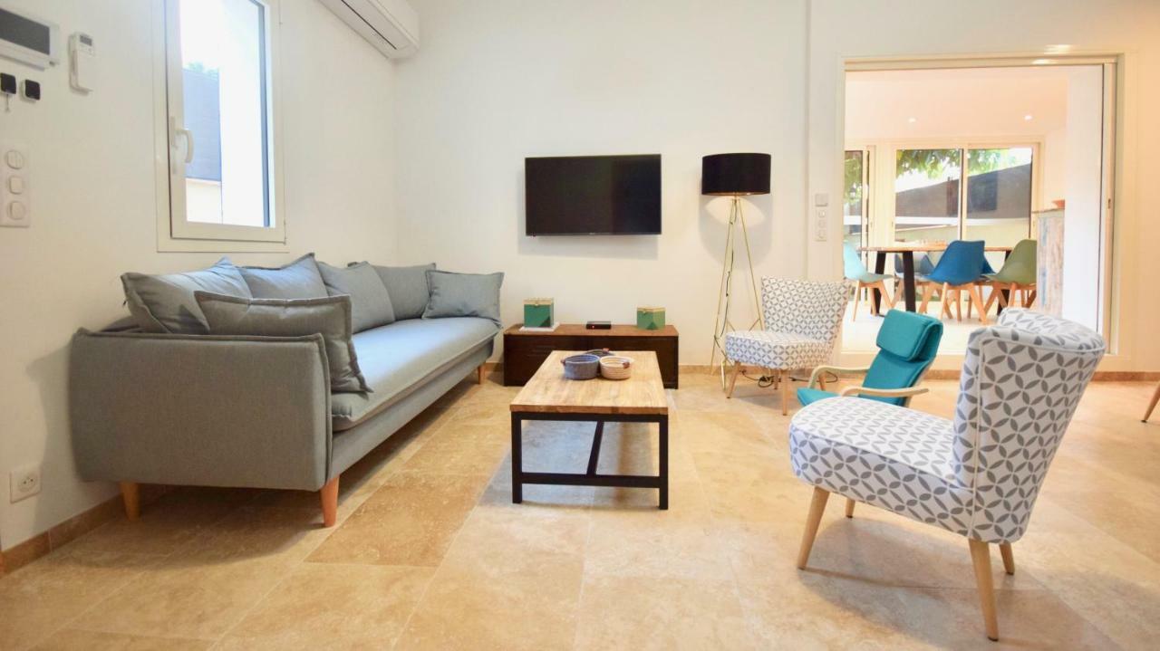 Charmante Maison Centre-Ville Sainte-Maxime, Plages A 2 Pas ภายนอก รูปภาพ