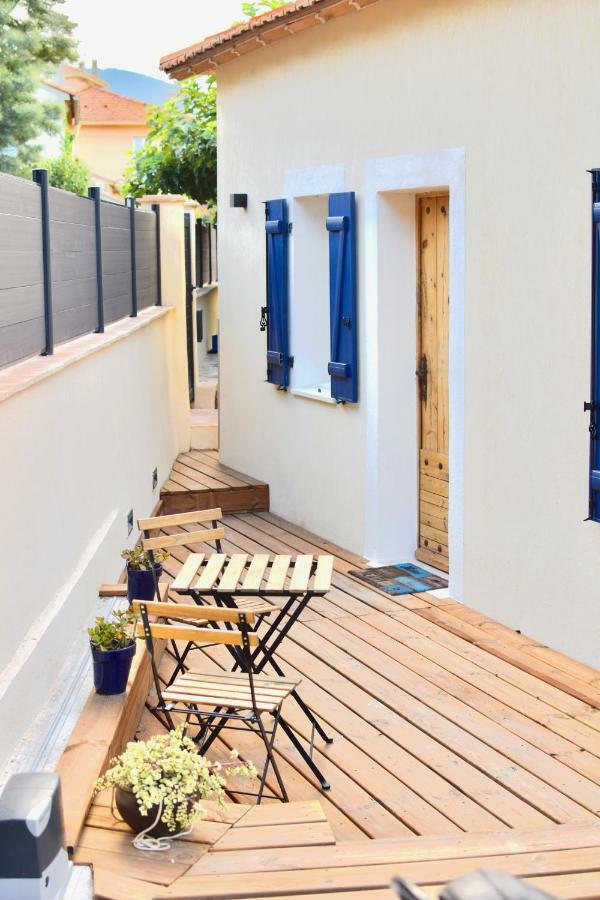 Charmante Maison Centre-Ville Sainte-Maxime, Plages A 2 Pas ภายนอก รูปภาพ